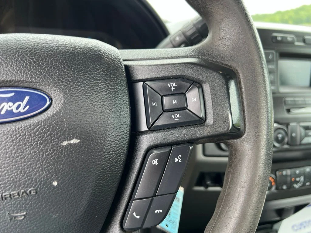 2019 Ford F-550 Super Duty Chassis Cab XL - Photo 25