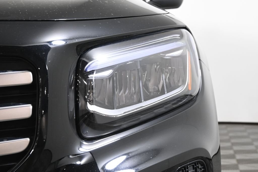 Certified Used 2026 Night Black Mercedes-Benz GLB 250 image 11