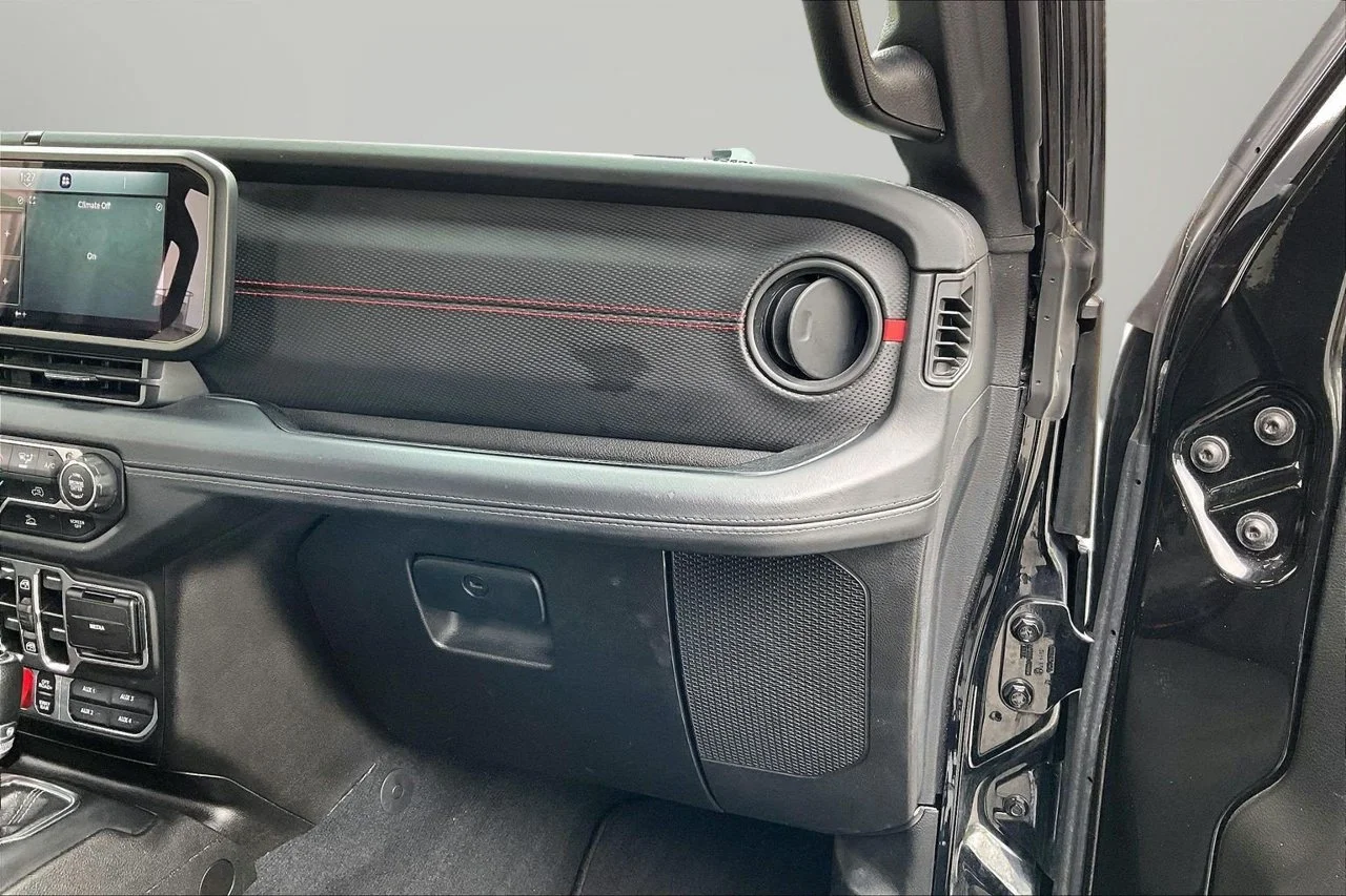 Certified Used 2024 Black Jeep Rubicon image 19