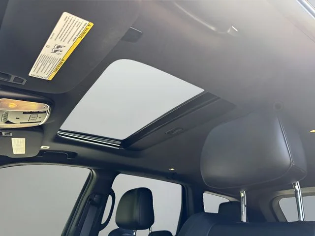 Used 2019 Black Jeep Limited image 17