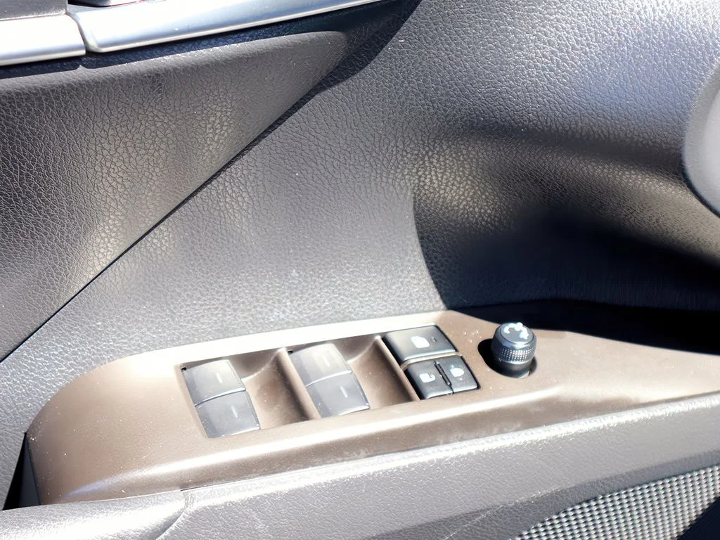 2024 Toyota Camry SE - Photo 10