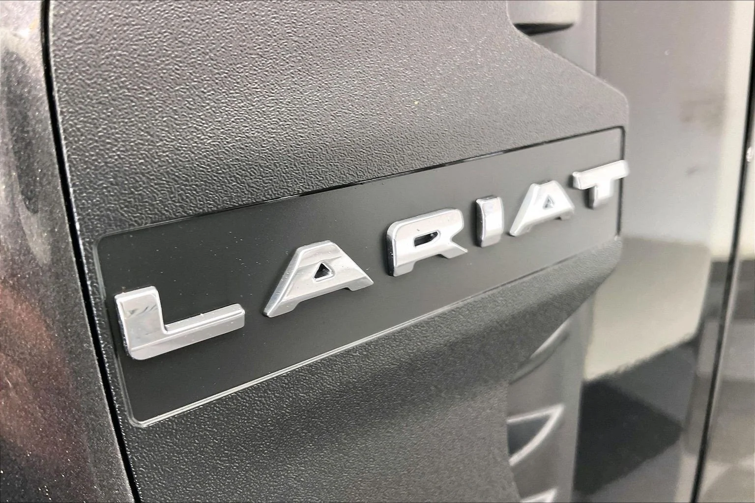 Used 2024 Shadow Black Ford Lariat image 7