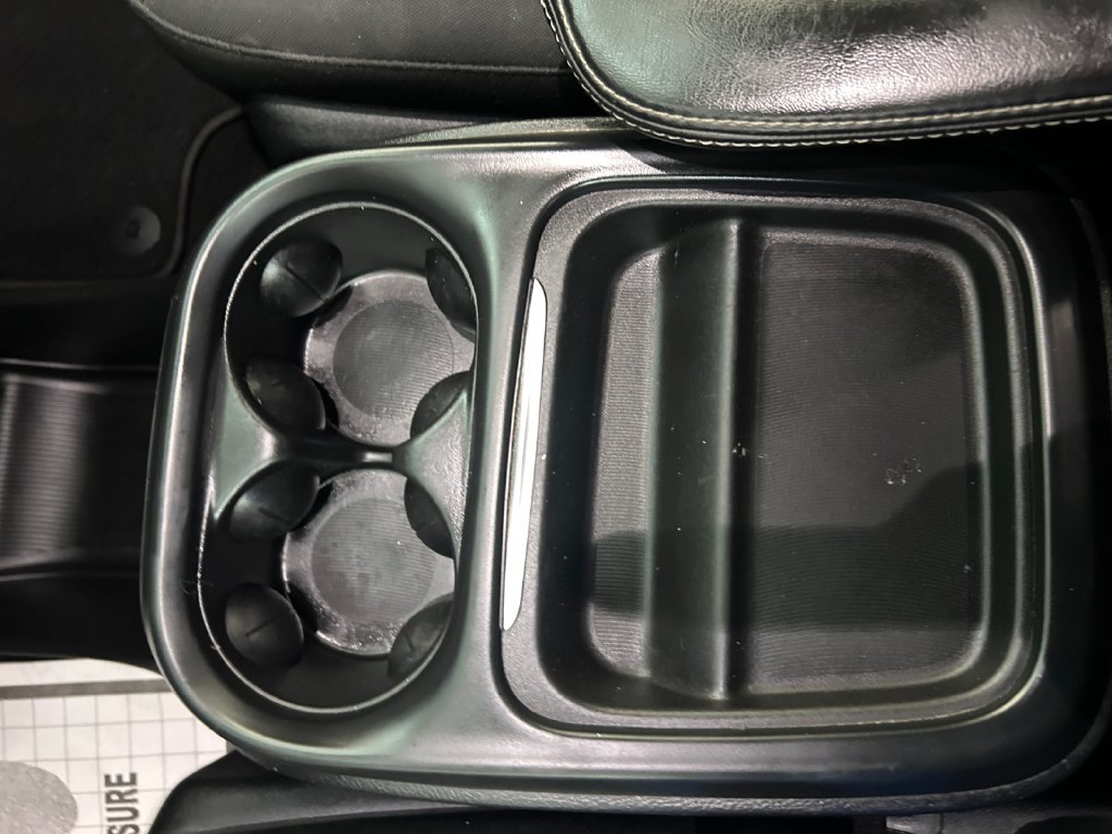 Used 2018 Red Chrysler Touring Plus image 23