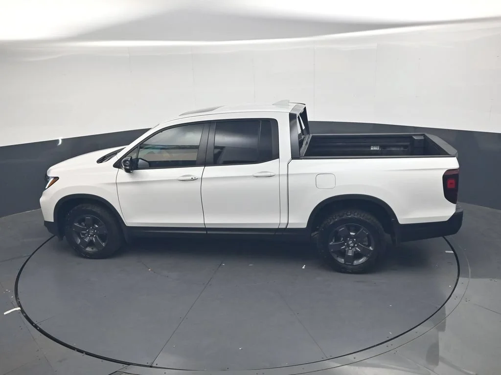 Certified Used 2026 Platinum White Pearl Honda TrailSport image 20