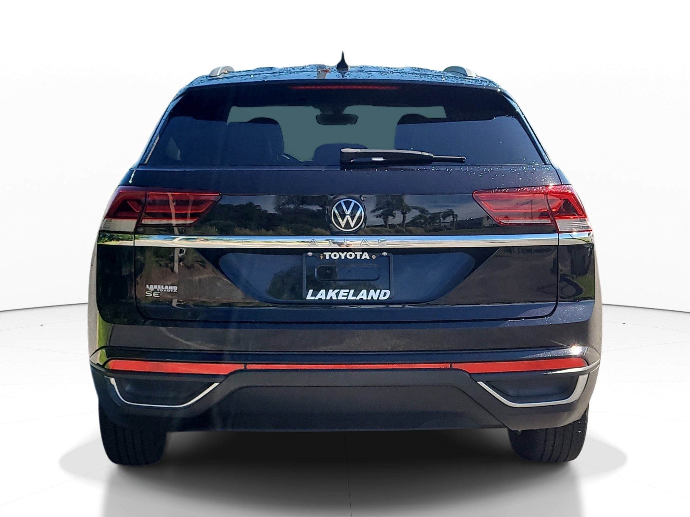 Used 2022  Volkswagen 2.0T SE image 5