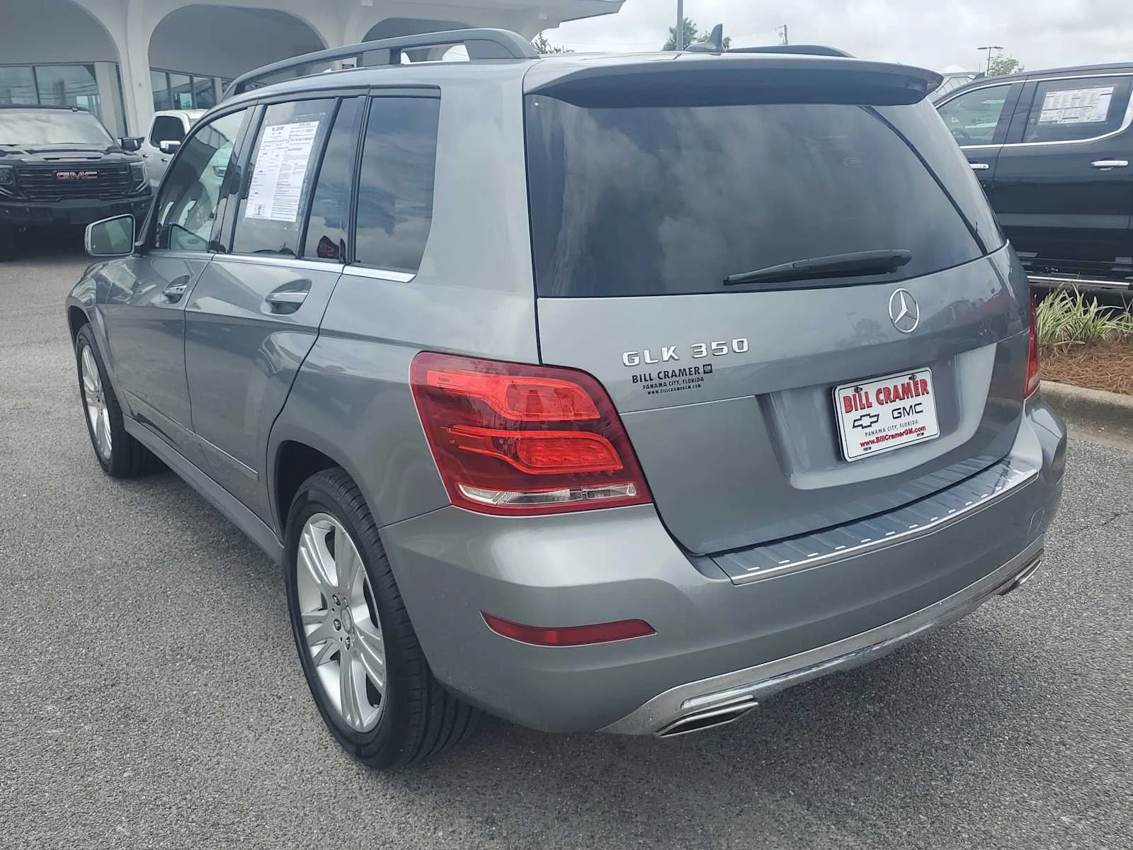 Used 2015  Mercedes-Benz GLK 350 image 3