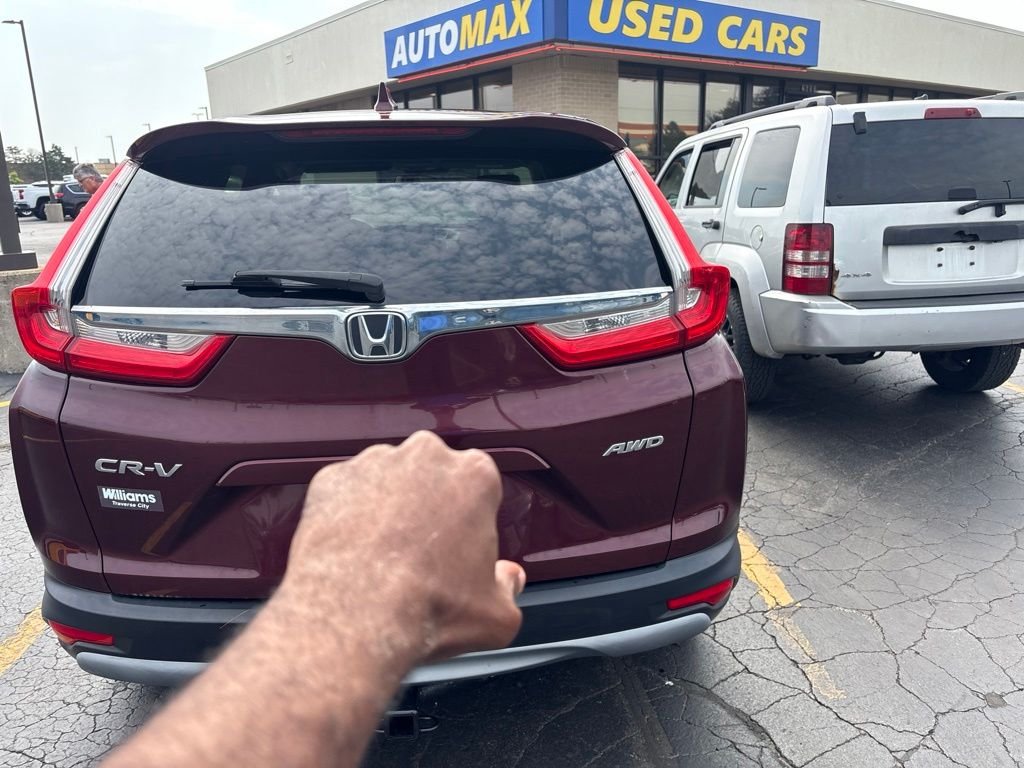 Used 2018 Red Honda EX image 8