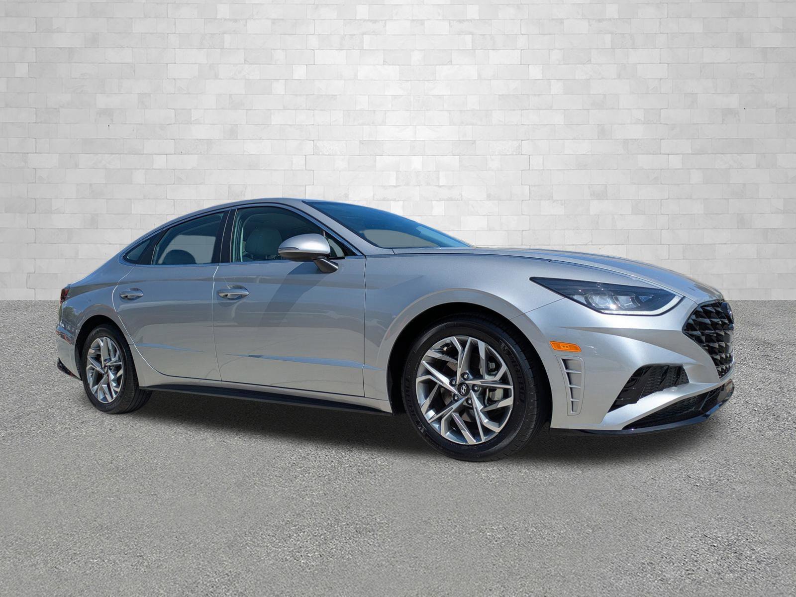 2020 Hyundai Sonata SEL's photo