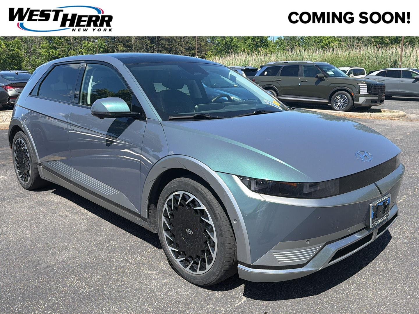 Used 2022 Digital Teal Hyundai Limited image 1