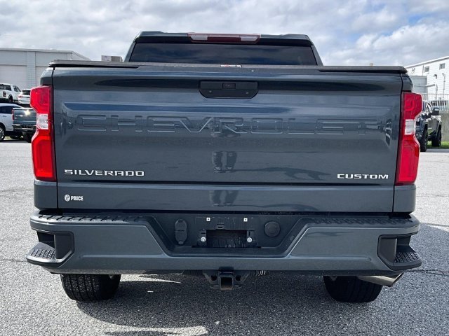 Used 2020 SHADOW GRAY METALLIC Chevrolet Custom image 6
