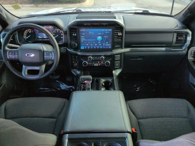 Used 2023 Gray Ford XLT image 15