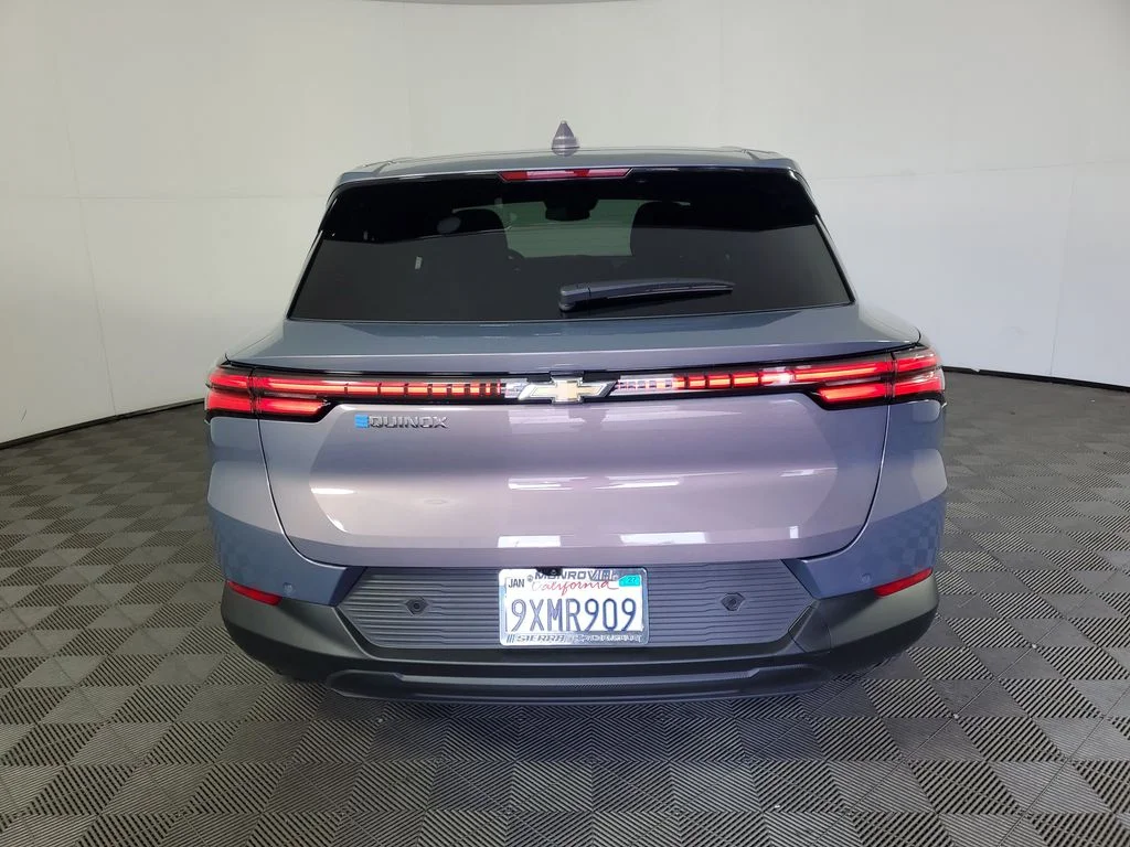 Used 2026 Gray Chevrolet LT image 5