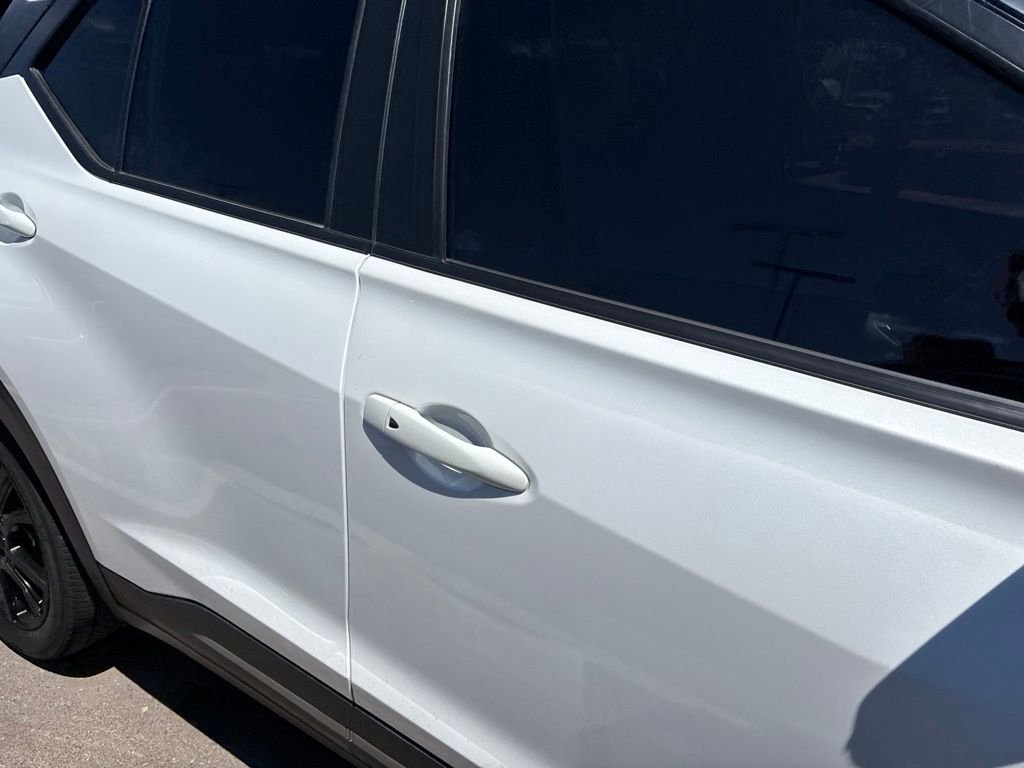 Used 2023 White Nissan SR image 13