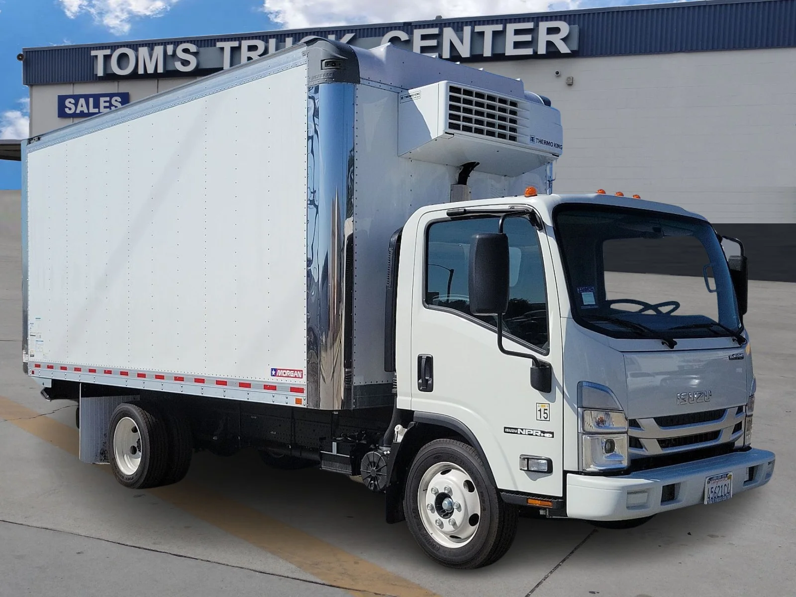 2024 Isuzu NPR-HD's photo