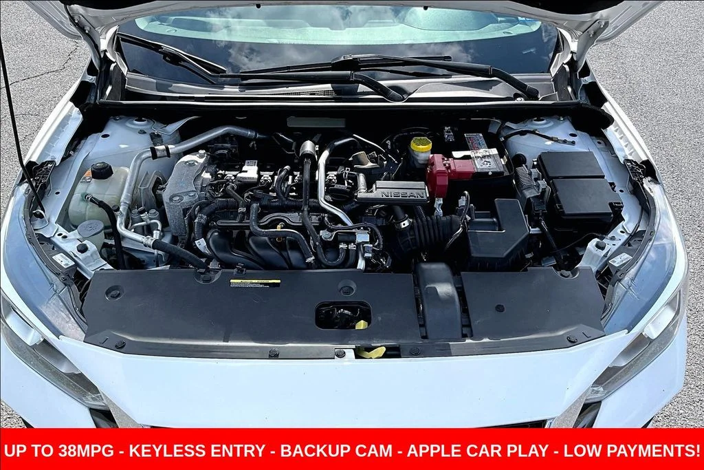 Used 2022 White Nissan S image 32