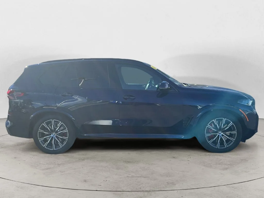 Used 2026 Blue BMW xDrive50e image 4