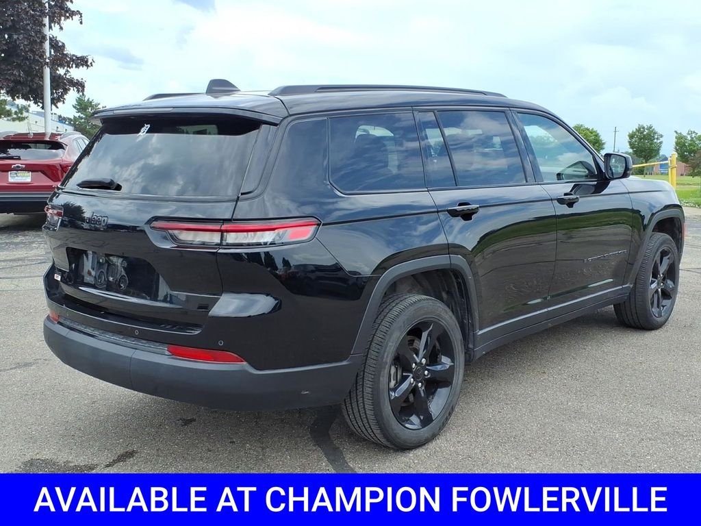 Used 2024 Black Jeep Altitude X image 7