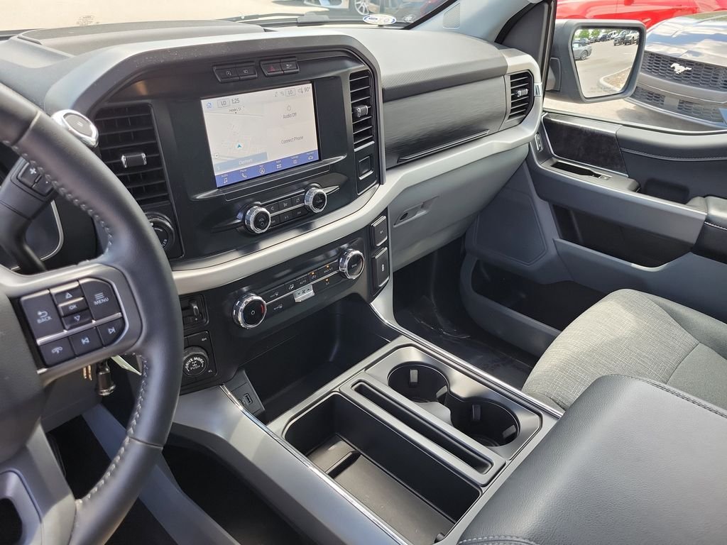 Used 2022 Blue Ford XLT image 22