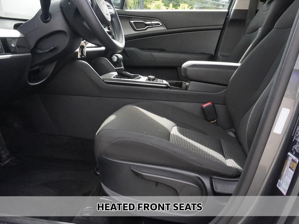 Used 2024 Gray Kia LX image 5