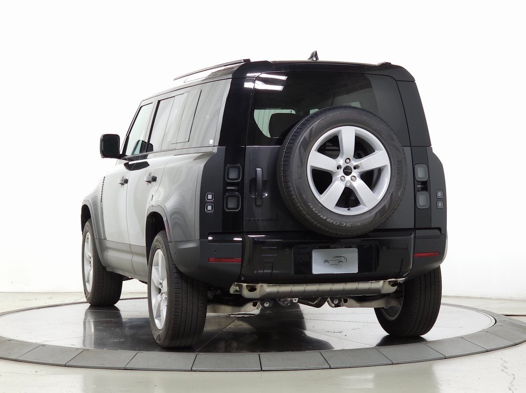 2026 LAND ROVER DEFENDER - Image 2