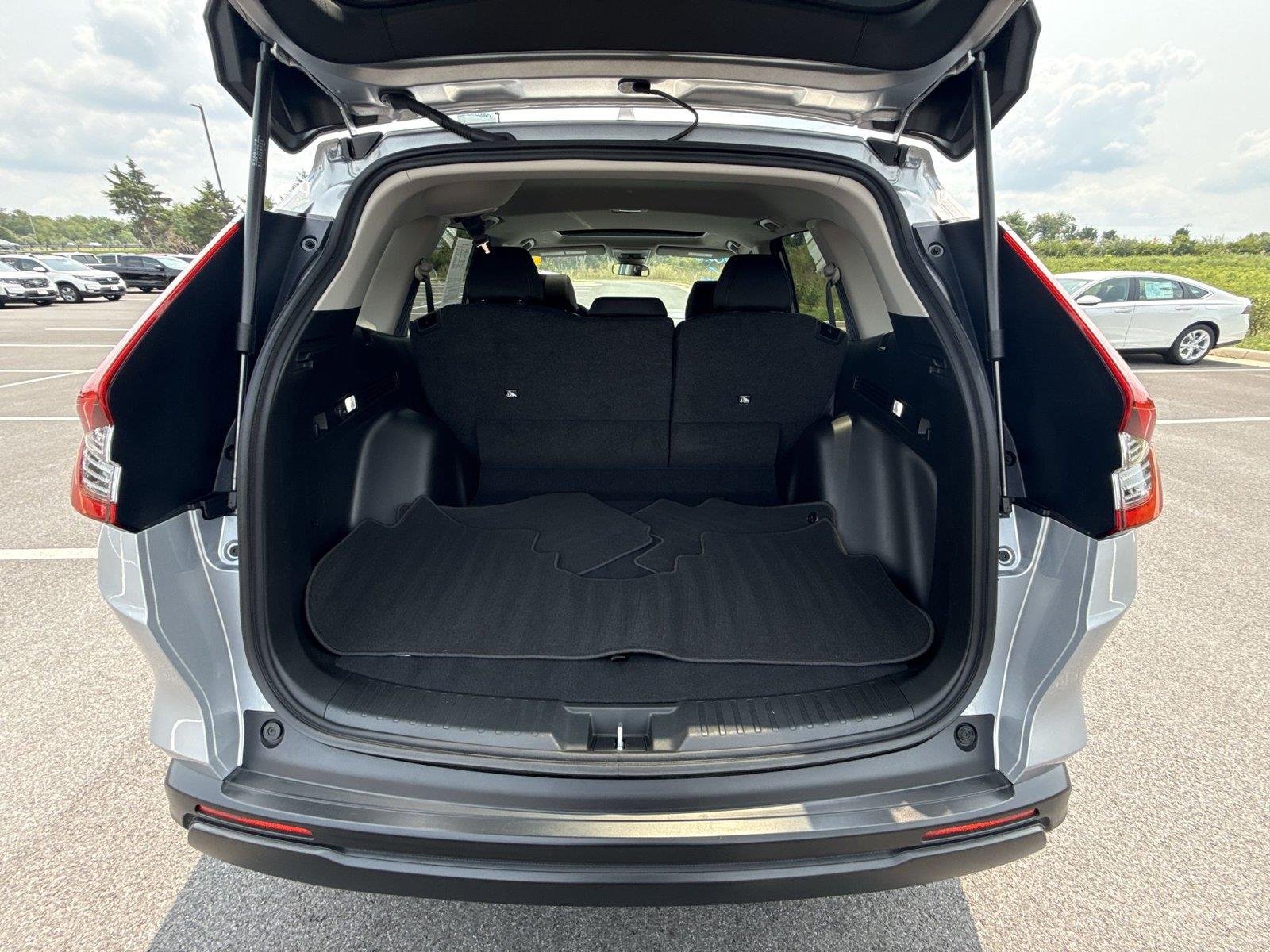 2026 Honda CR-V EX - Photo 18