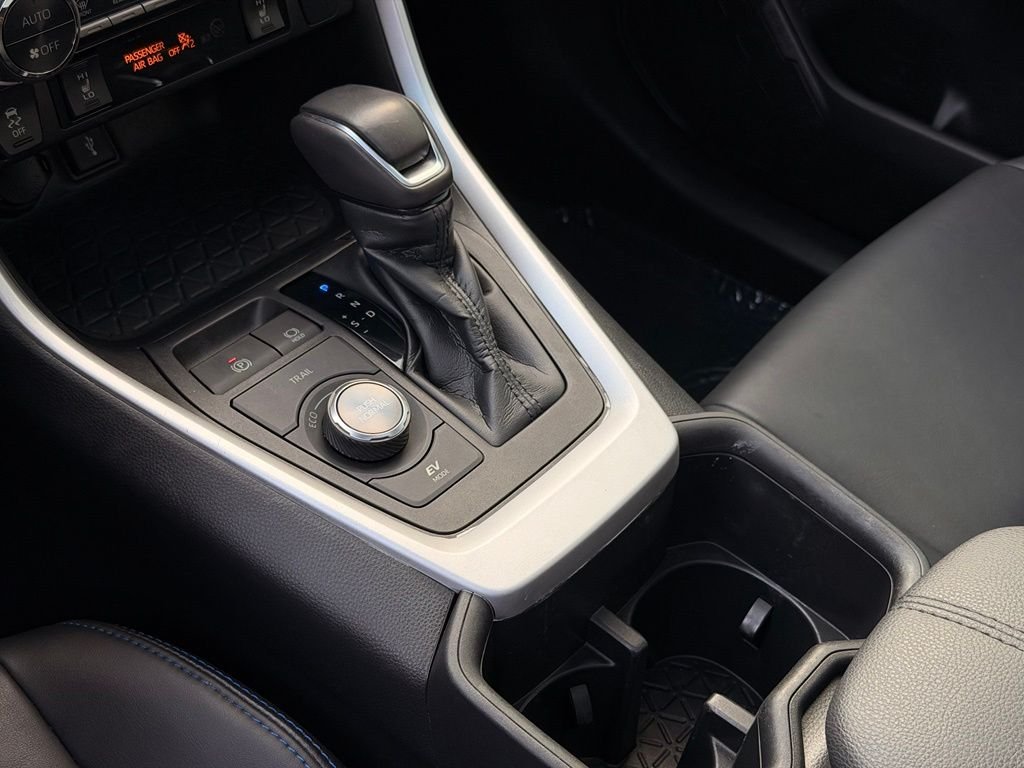 Used 2022 Silver Toyota XSE image 21