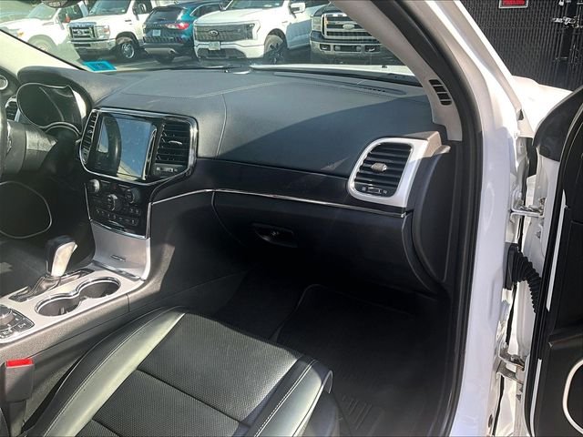 Used 2021 White Jeep Summit image 17