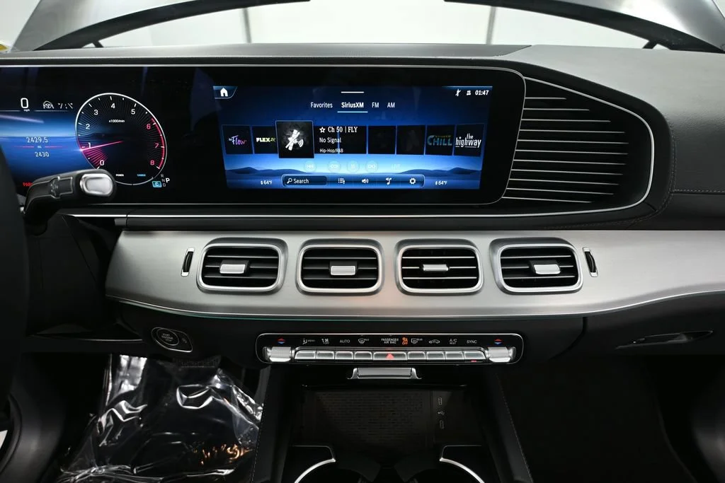 Used 2026 Black Mercedes-Benz GLS 450 image 26