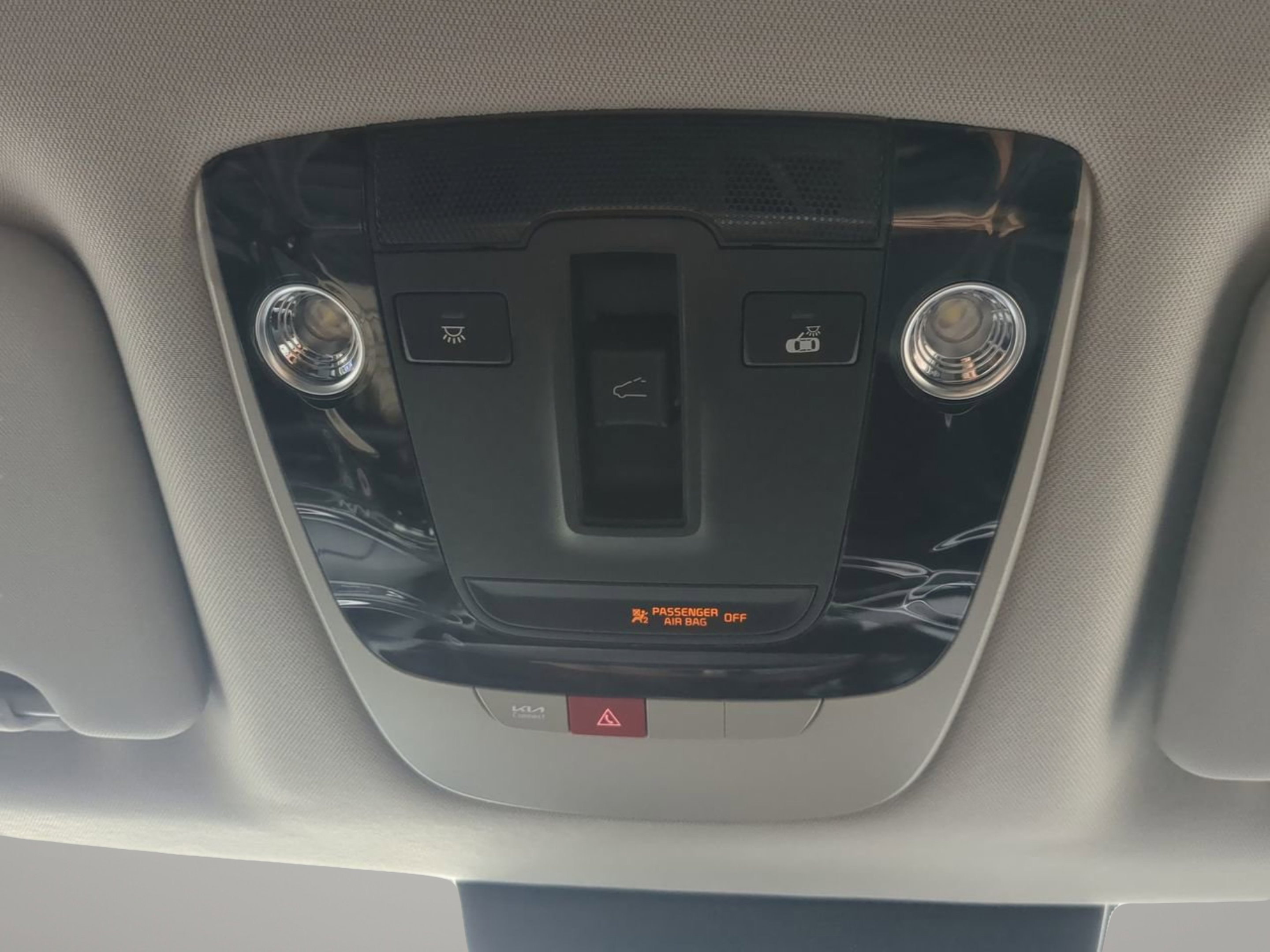 New 2026 Glacial White Pearl Kia EX image 25