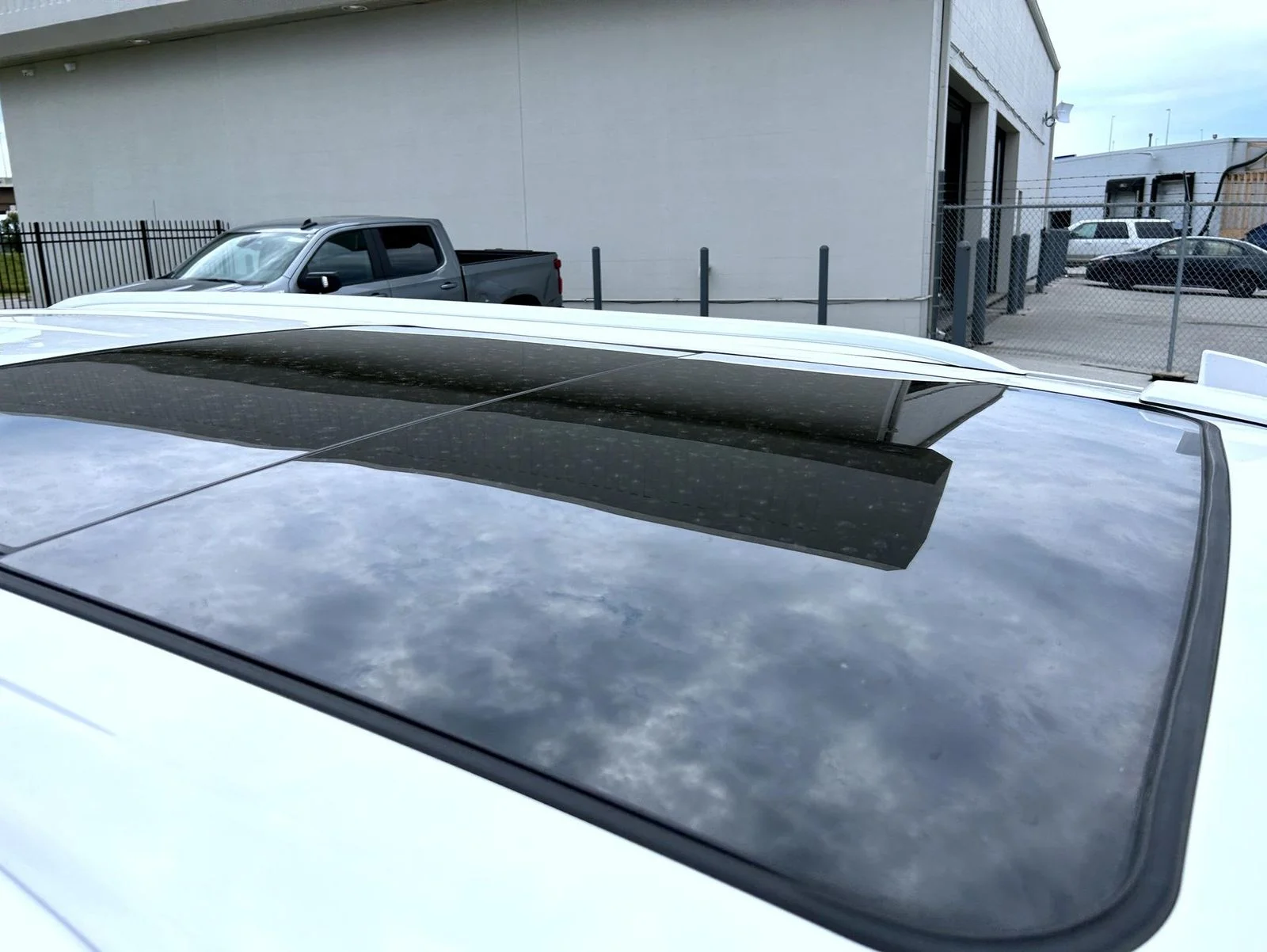 Used 2021 White Cadillac Premium Luxury image 14