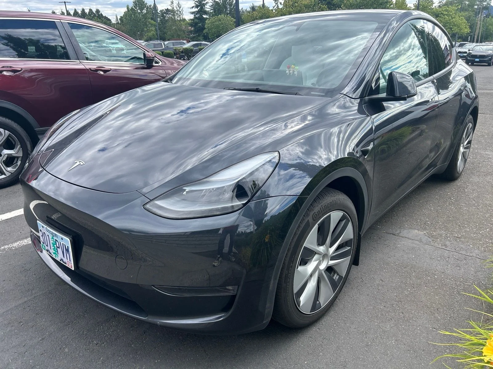 2024 Tesla Model Y Long Range Dual Motor All-Wheel Drive's photo