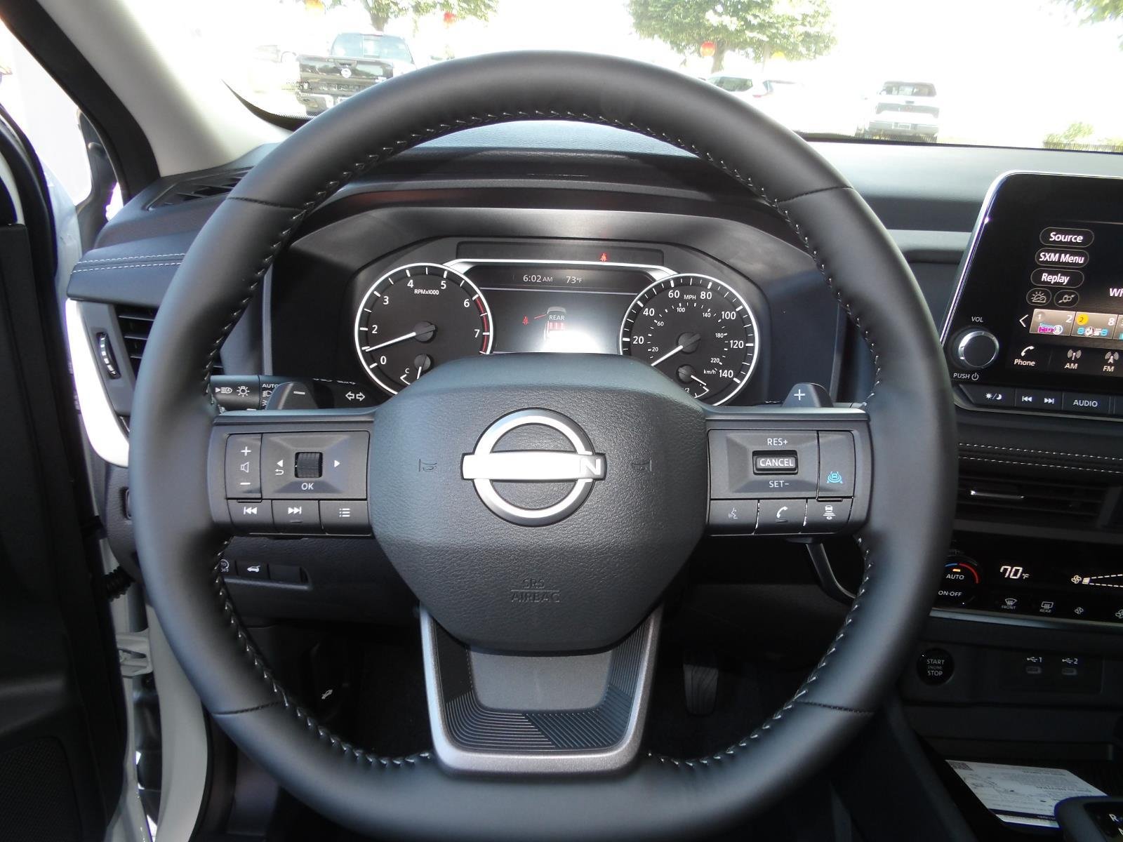 New 2026 Everest White Pearl TriCoat Nissan SV image 27