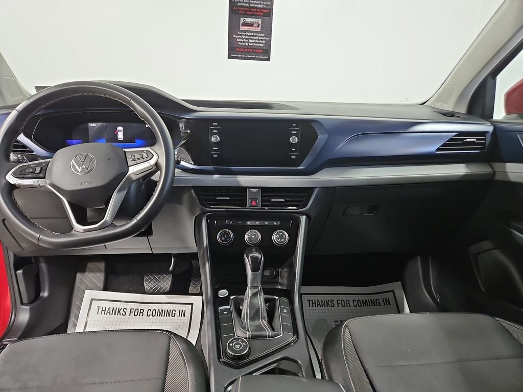 Used 2023  Volkswagen 1.5T SE image 16