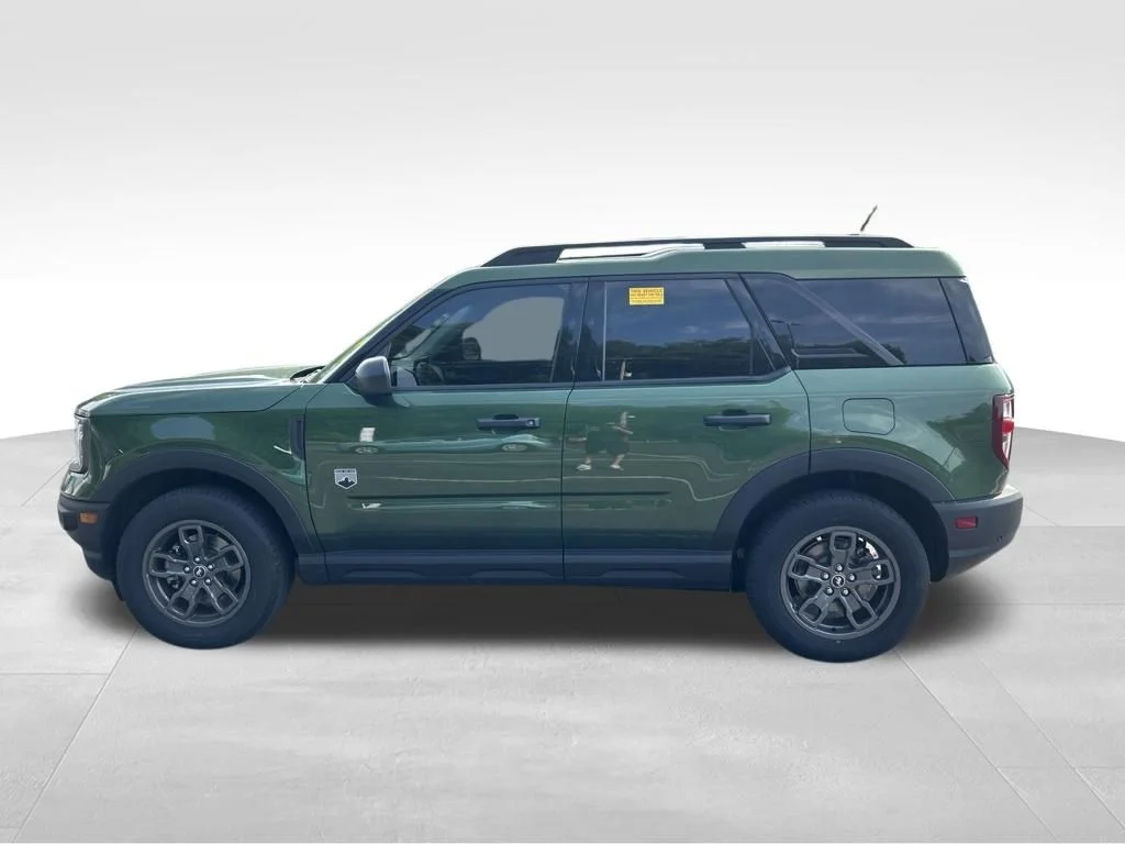 Used 2023 Green Ford Big Bend image 2