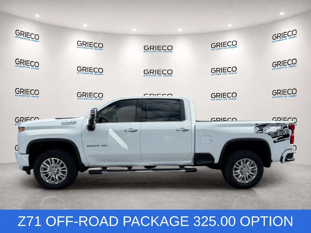 Used 2023 White Chevrolet High Country image 4