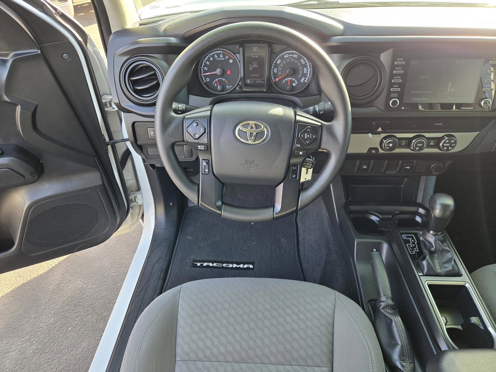 Certified Used 2020  Toyota  image 12