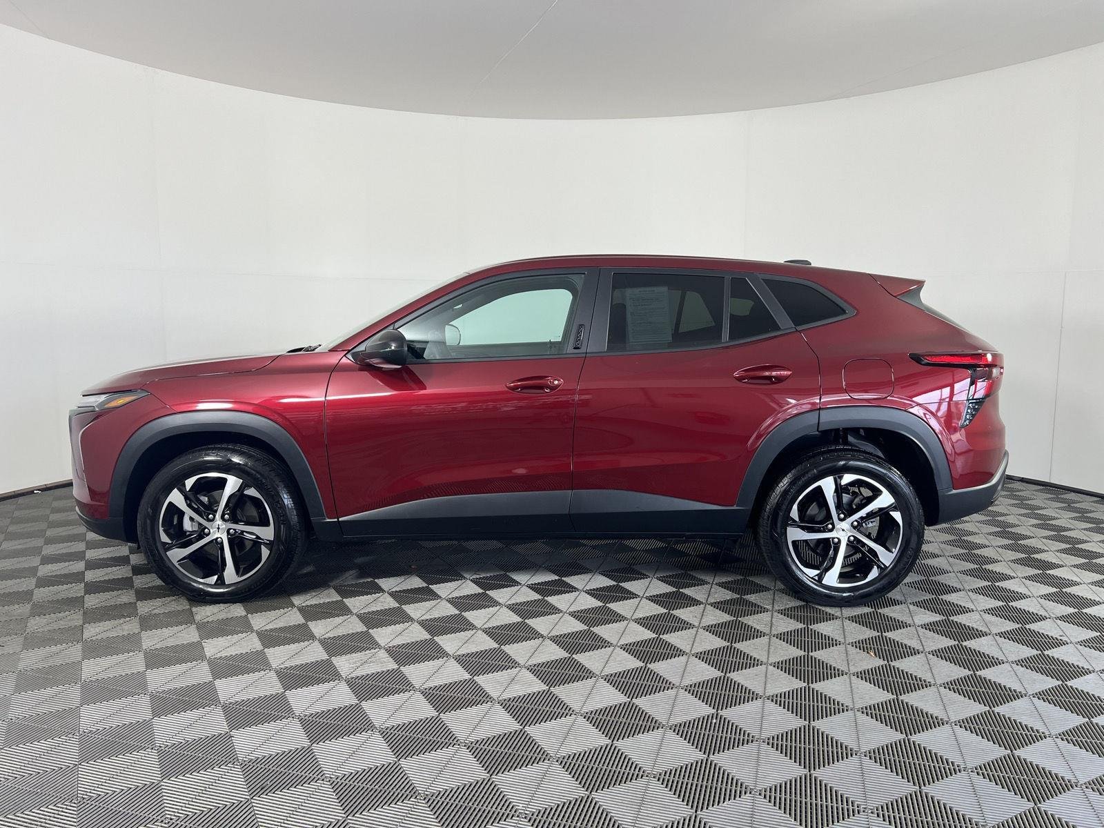 Used 2024 Crimson Chevrolet 1RS image 26