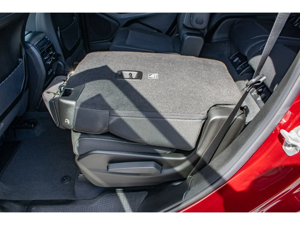 New 2026 Velvet Red Pearlcoat Jeep Laredo X image 41