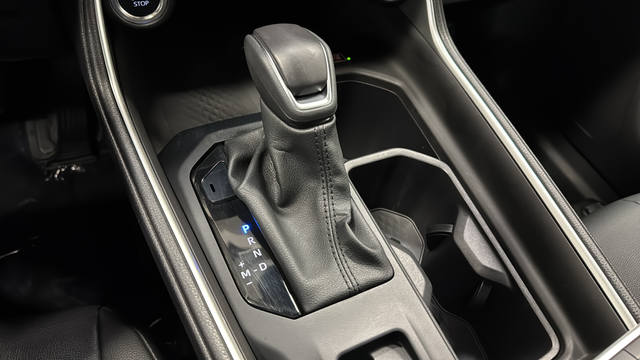 Used 2025 Midnight Black Metallic Toyota XLE image 18