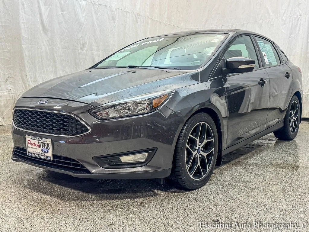 Used 2018 Ford Focus SEL with VIN 1FADP3H25JL202178 for sale in Downers Grove, IL