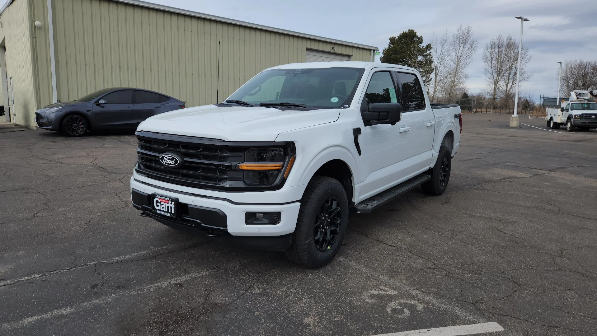 New 2026 Oxford White Ford XLT image 2