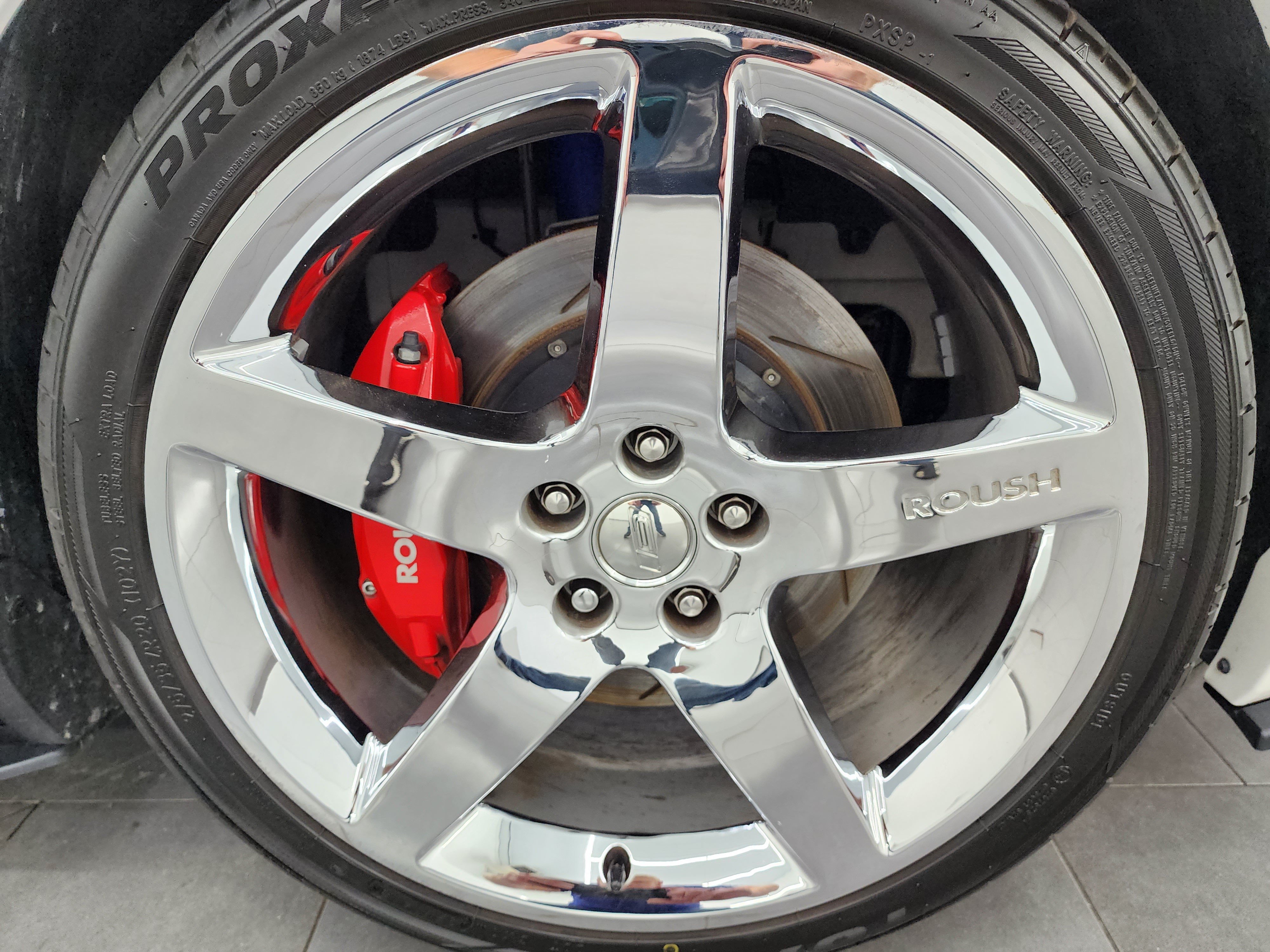 Used 2012 Performance White Ford GT Premium: GT PREMIUM-ROUSH STAGE 3-SUPERCHARGED-6 SPEED STICK-20 WHEELS-HID LIGHTS image 46