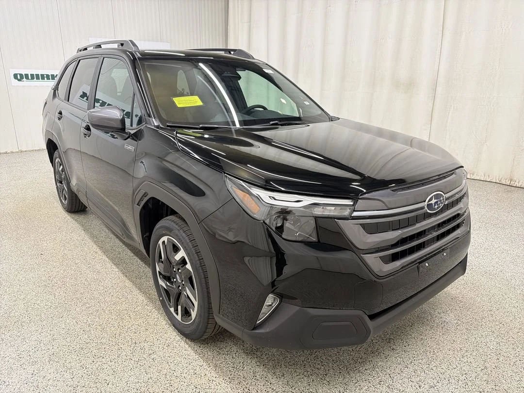New 2026 Crystal Black Silica Subaru Premium Hybrid image 3