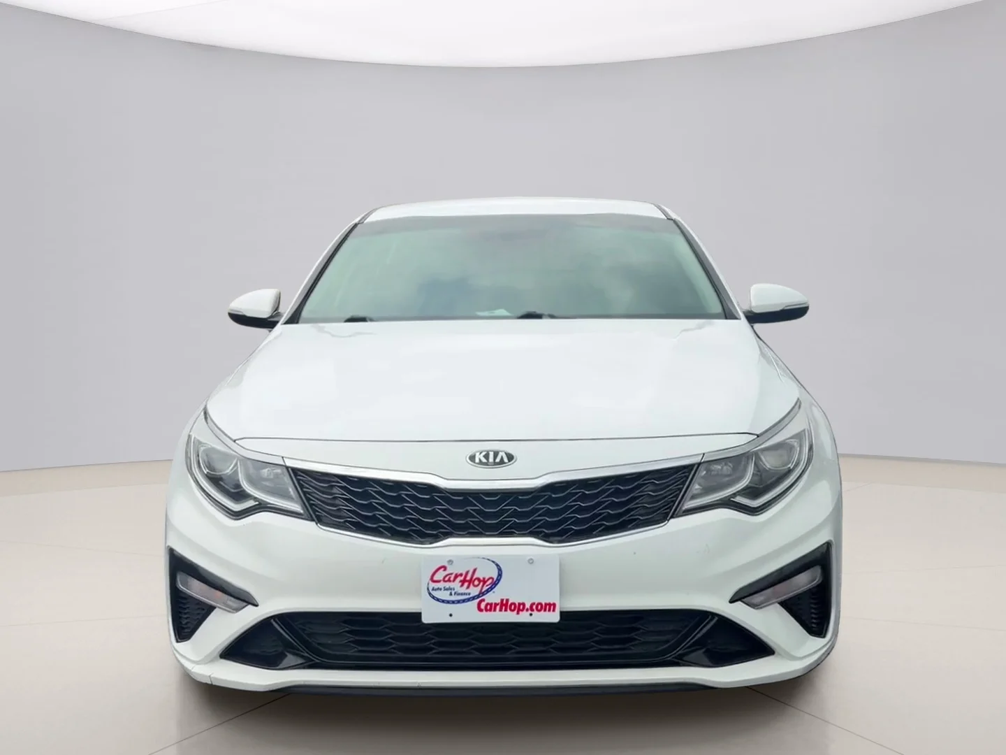 Used 2019 White Kia LX image 8