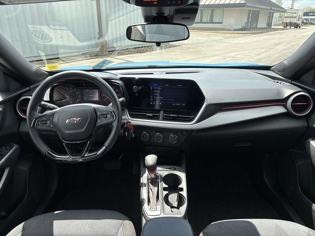 Used 2024 Blue Chevrolet 1RS image 11