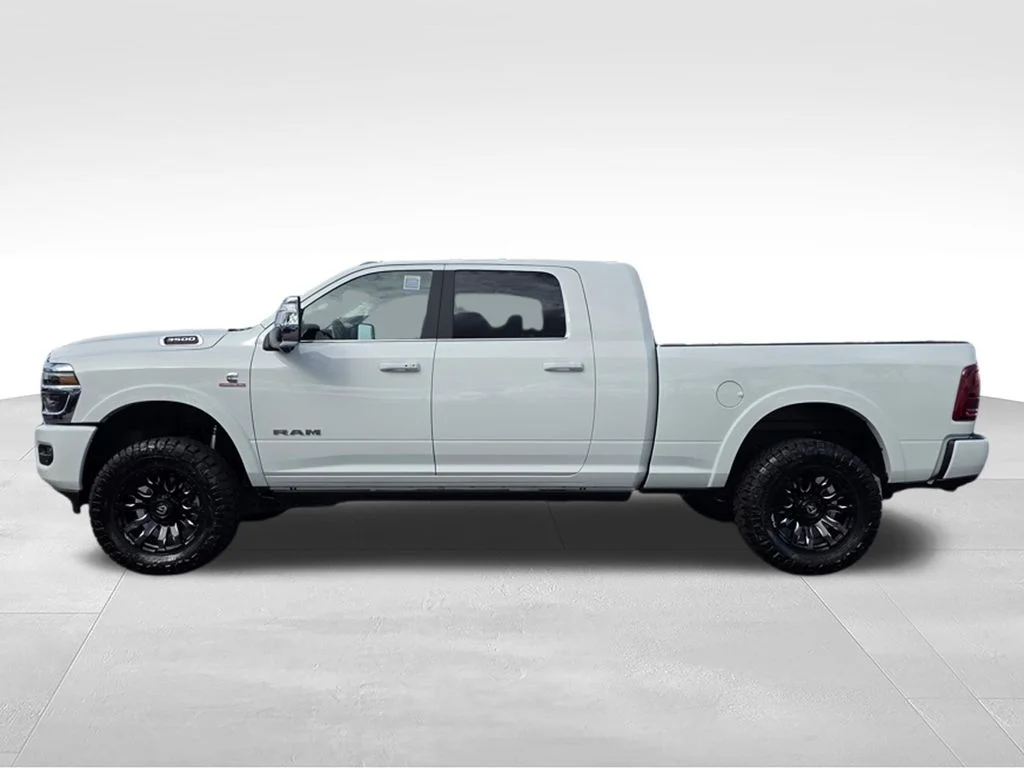 New 2026 Bright White Clear-Coat Exterior Paint RAM Limited image 8