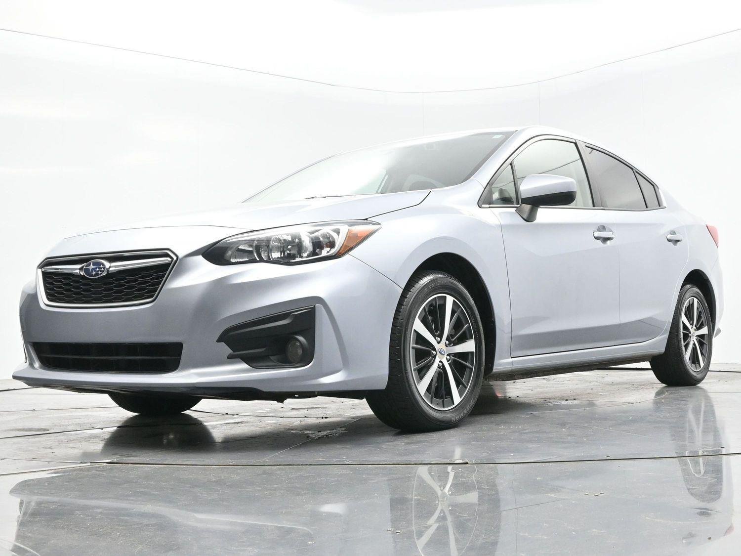 Used 2019 Ice Silver Metallic Subaru Premium image 41