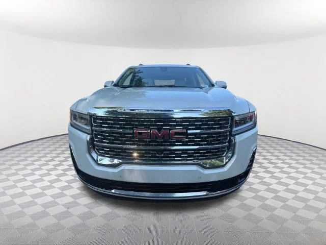 Used 2022 WHITE FROST TRICOAT GMC Denali image 2