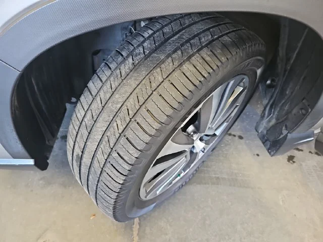 Used 2019 Gray Subaru Limited image 31