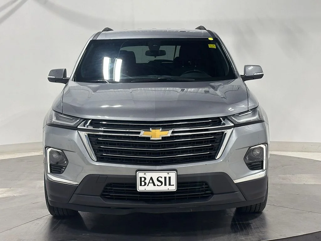 Used 2023 Gray Chevrolet LT image 9